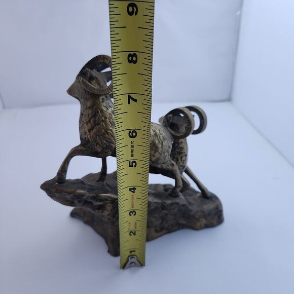 vintage brass sculpture mountain rams/bighorn - Picture 4 of 6